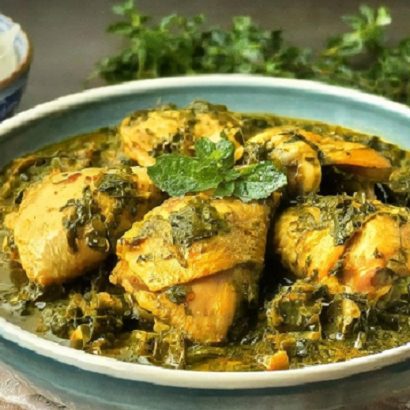 image of methi chicken recipe ready to be served